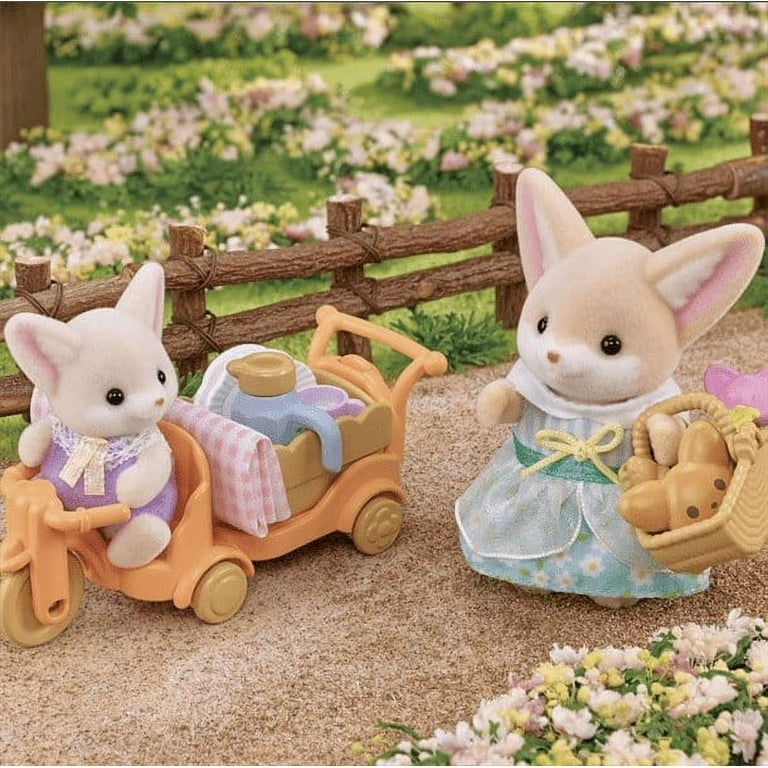 Sylvanian Families Picnic Set - Desert Fox Girl and Baby 5698