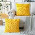 thumbnail image 3 of Juego de 2 Fundas de Cojines Decorativas, Lana de Terciopelo Corta, Felpa Suave, Estilo Lujoso, para sofá, Dormitorio, Diamante Moderno, Amarillo Dorado, 45 x 45 cm, 3 of 5