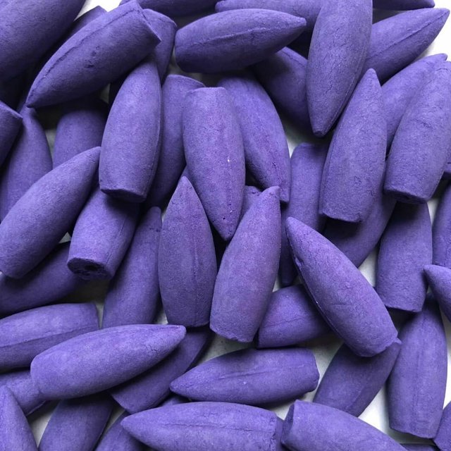 AAOMASSR 100 conos de incienso de reflujo con aromas naturales, cascada, rosa, tulipán, jazmín, lavanda y rosa para quemador de incienso de reflujo | Regalo de meditación y yoga