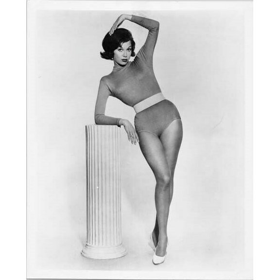 Mary Tyler Moore vintage 8x10 inch photo in leotard 1960's era glamour pose