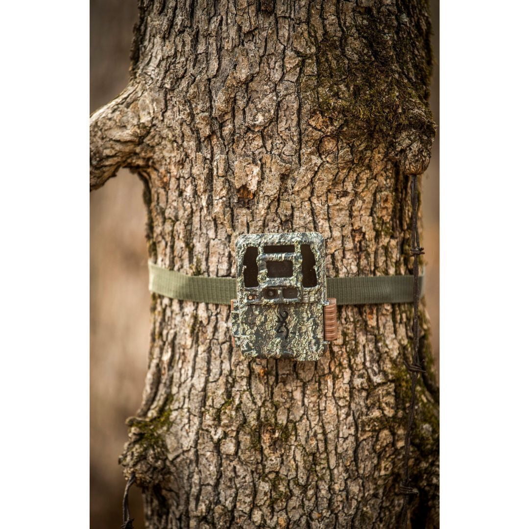 Browning Trail Camera-Dark Ops Pro DCL NANO Bundle with Cellular Antenna (2-Pack) and Card Reader (5 Items)