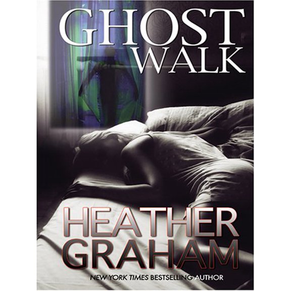 Pre-Owned Ghost Walk (Thorndike Press Large Print Basic Series) Paperback