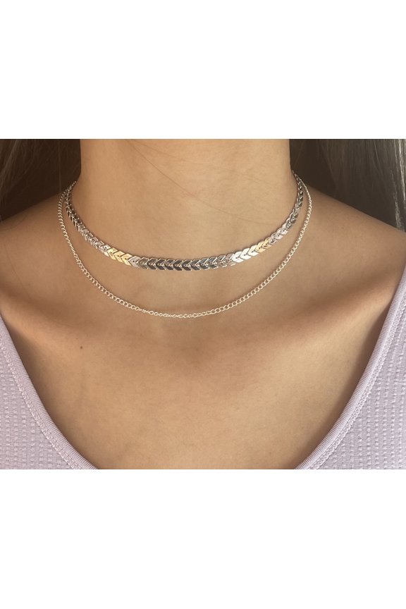 Silvertone Arrow Necklace