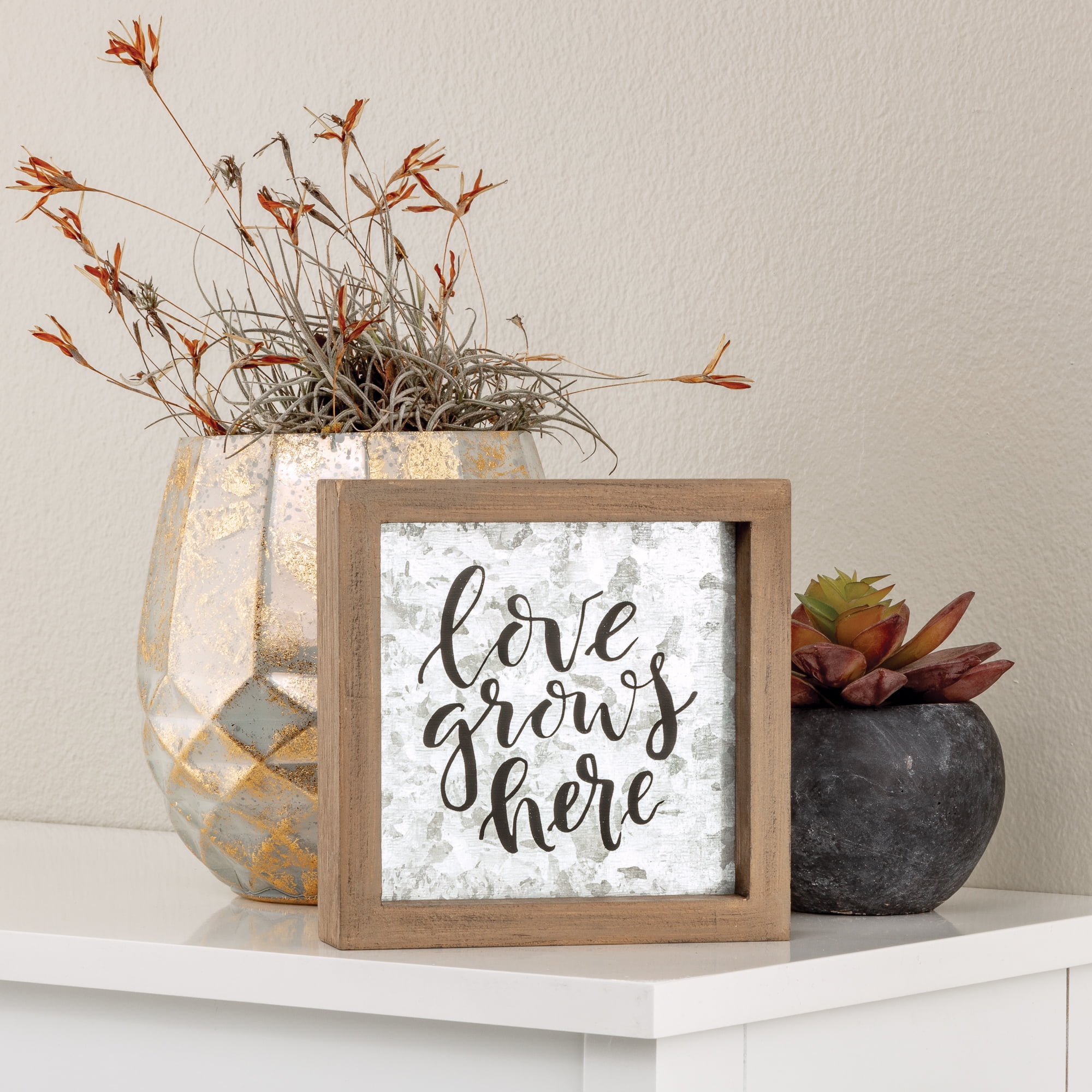 Pinnacle 5' Love Grows Here Box Sign