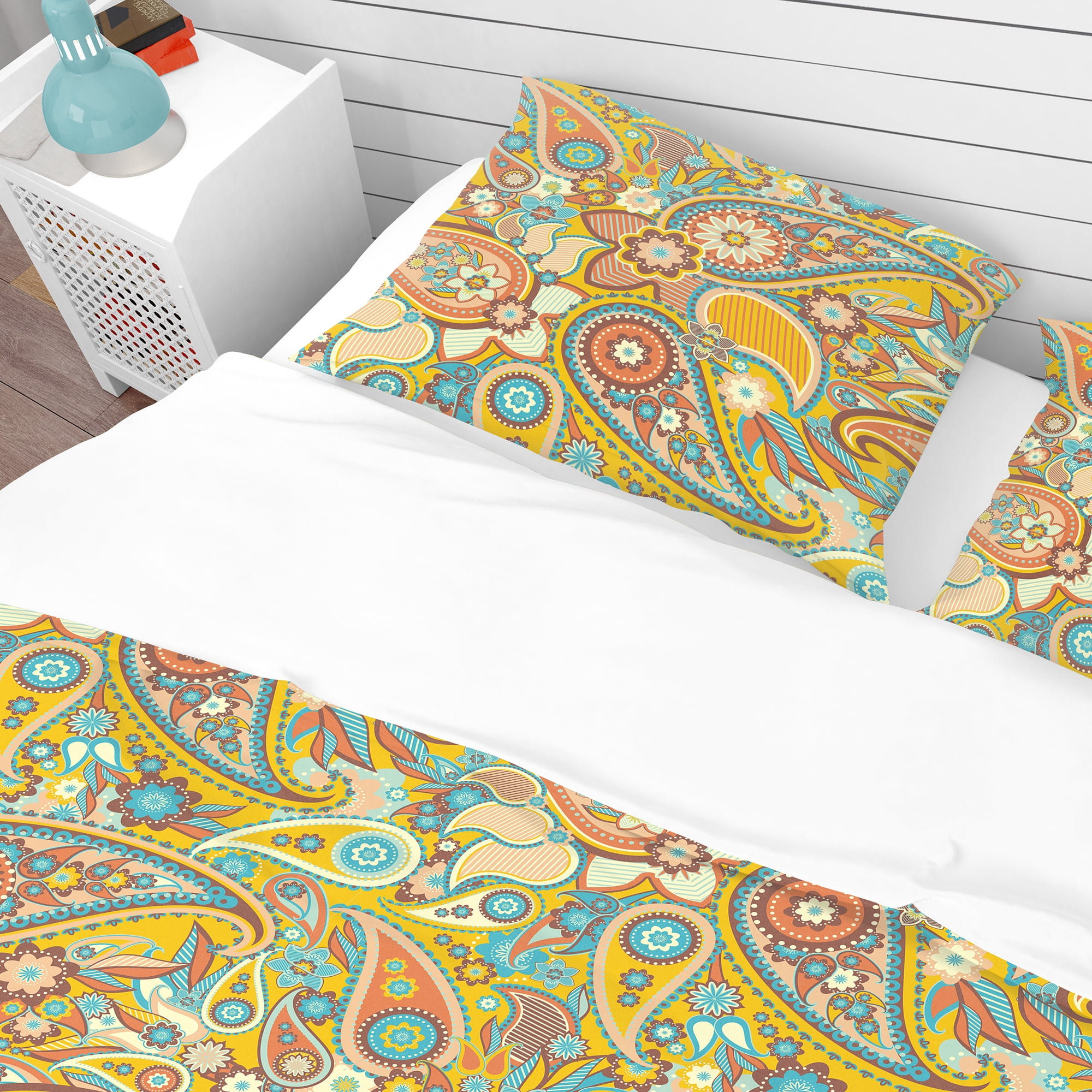 Designart 'Pattern Paisley' Vintage Duvet Cover Set