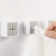 thumbnail image 4 of Organizador de toallas montado en la pared Wosthever 3 piezas gris blanco, 4 of 6