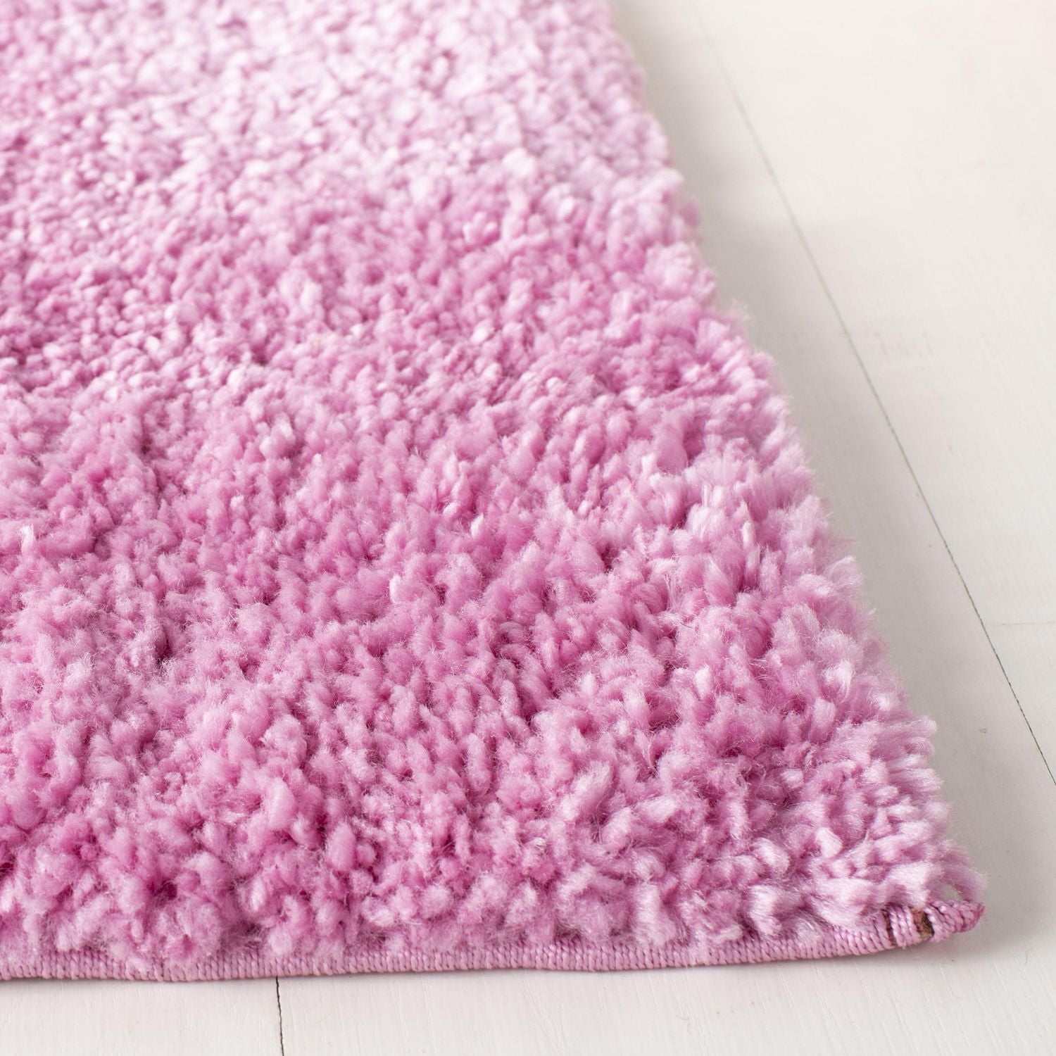 SAFAVIEH August Carlene Solid Plush Shag Area Rug