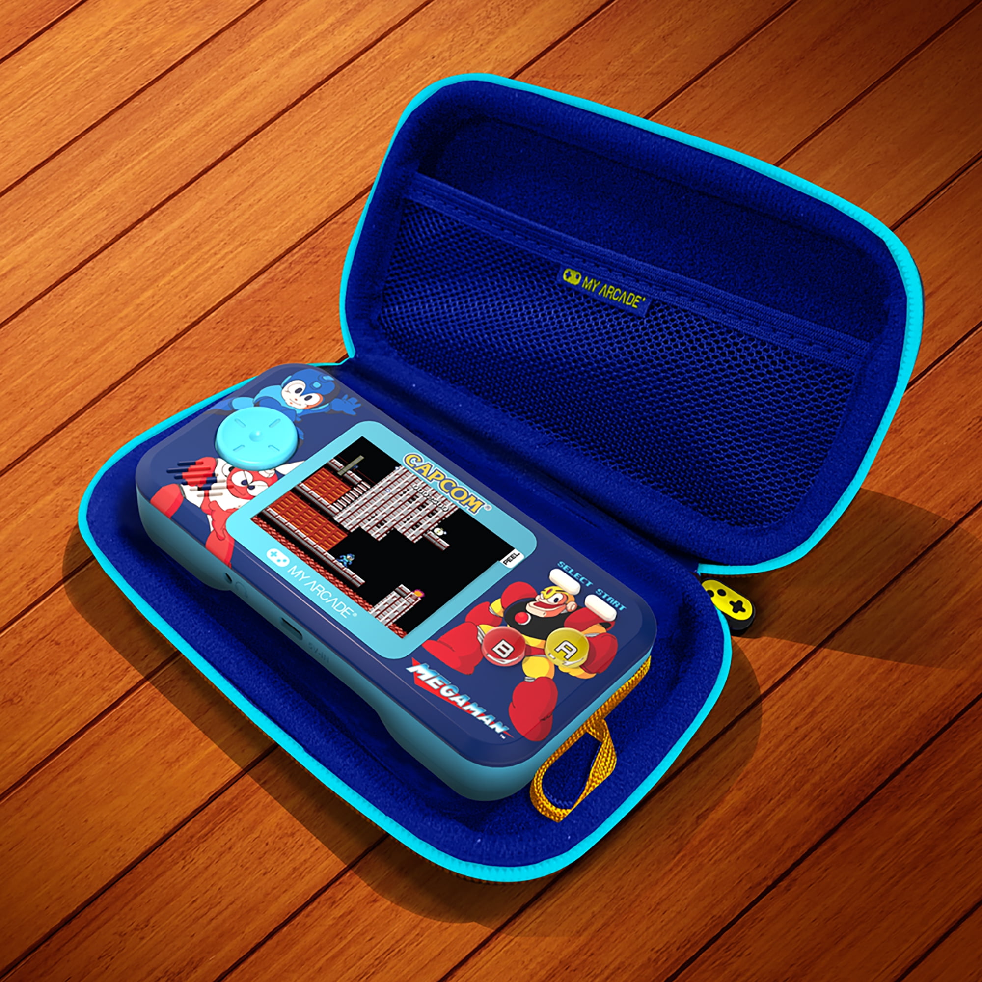 Mega Man Pocket Player Pro + Travel Case