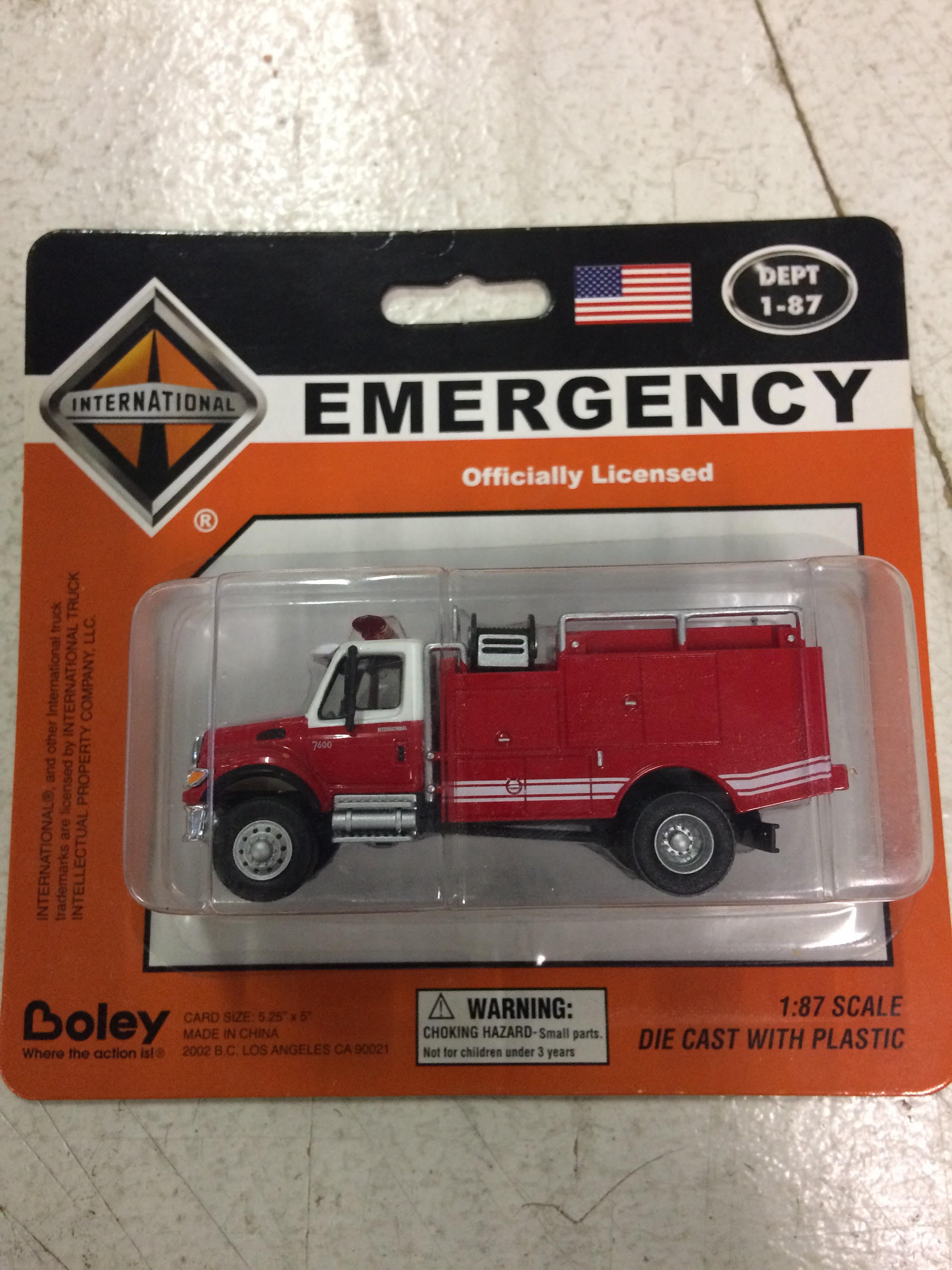 Boley HO #185-402471 Fire Apparatus International 2-Door Commerical Pumper 