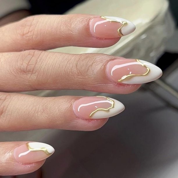 Uñas postizas adhesivas Meticula punta francesa blanca almendra con borde dorado