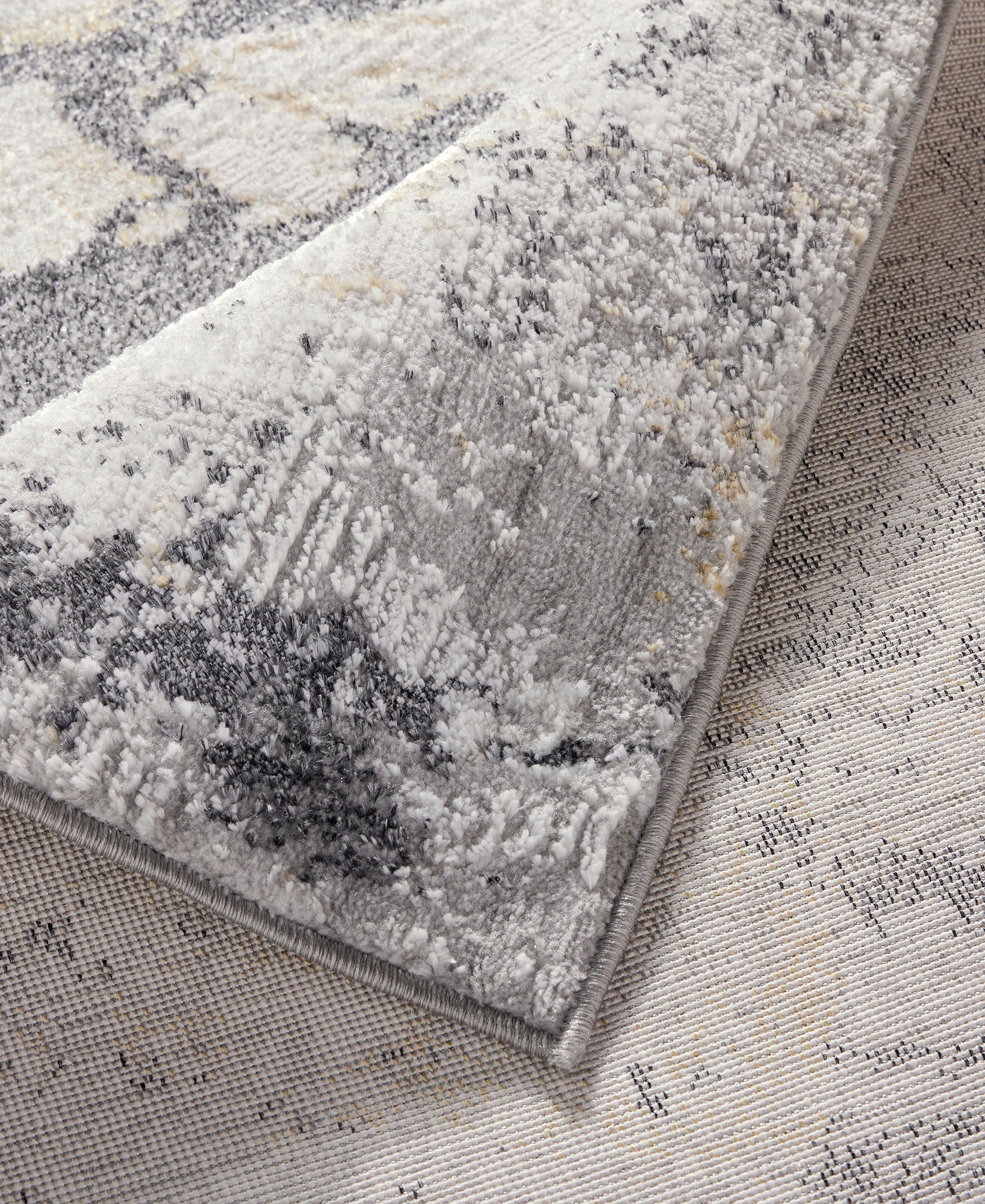 TOWN & COUNTRY LUXE Opaline Bold Marble Area Rug with Glam Metallic Ribbed Texture Pile, Charcoal Grey, 7'10"x10'2"