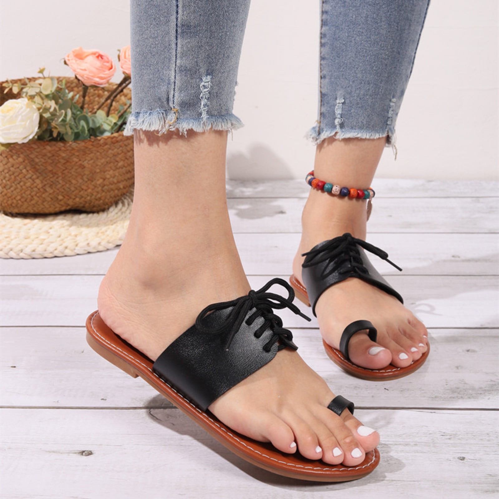 Slippers for ladies below 2 sale
