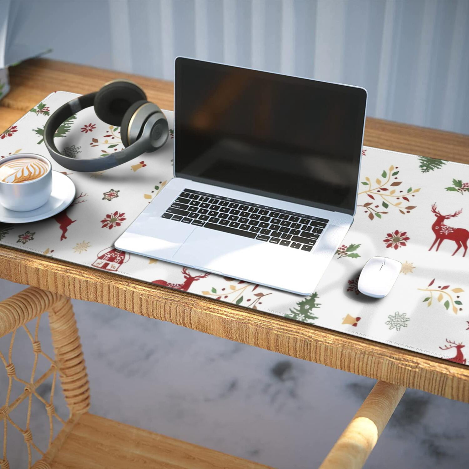 Long Mouse Pads for Desk,White Christmas Reindeer Pattern Desk Mats on Top Of Desks, Desk Mouse Pad Extra Large with 3mm Non-Slip Base and Stitched Edge for Gaming,Office,Work,Home 35.4x15.7in