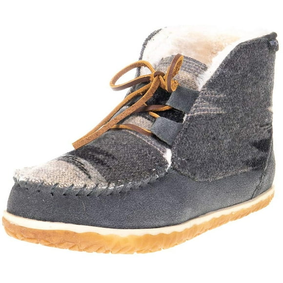 Minnetonka Womens Torrey Suede Indoor and Outdoor Bootie Slippers