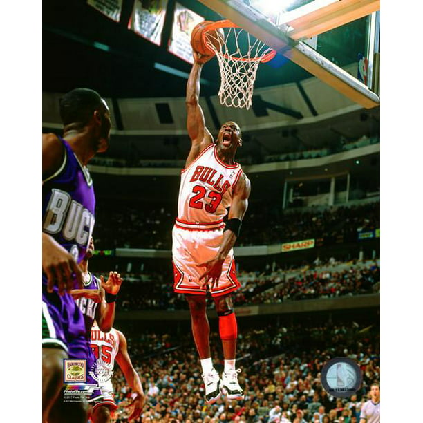 smart æg Bi Michael Jordan 1996 Action Photo Print - Walmart.com