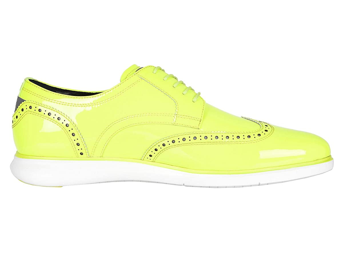 wingtip tennis shoes
