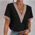 thumbnail image 3 of Blusa de encaje de crochet negra elegante XXL con escote en V, corte holgado y mangas cortas para un look de cita moderno, 3 of 5
