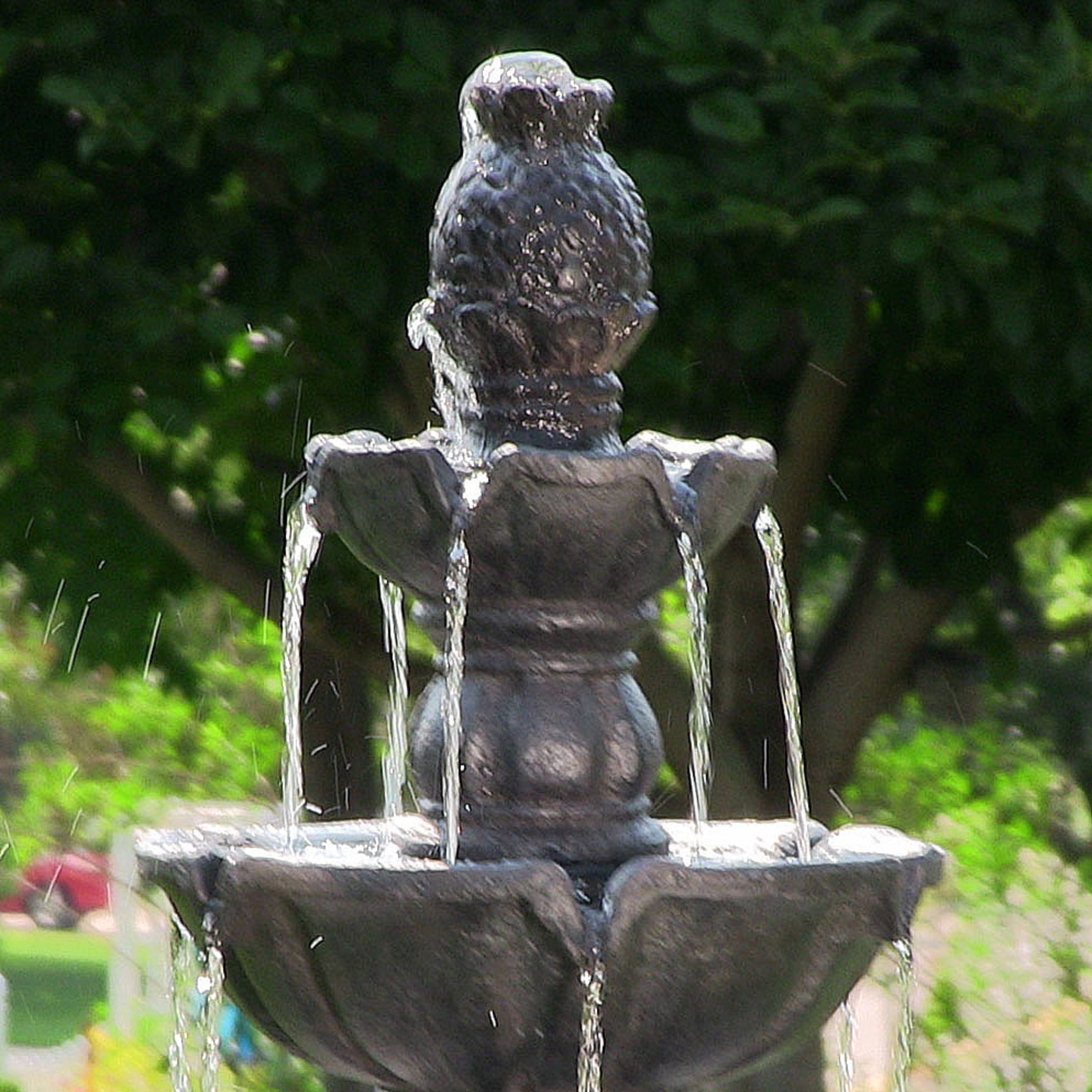 Sunnydaze Pineapple Traditional Black Resin 4-Tier Outdoor Water Fountain