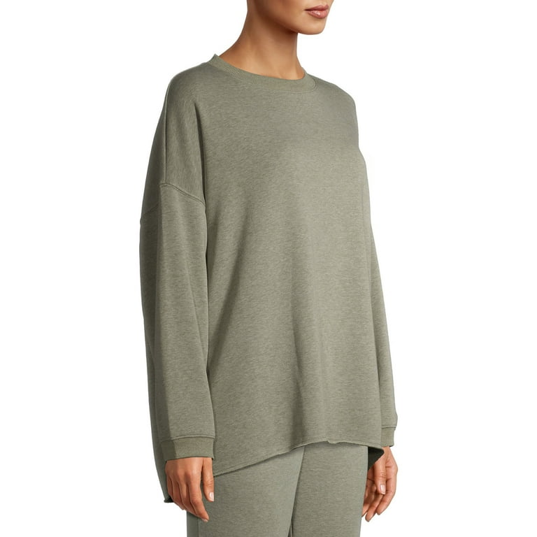 Secret Treasures Women s and Women s Plus Oversized Long Sleeve