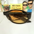 thumbnail image 4 of HD Vision Fold Aways Store Gafas de sol de diseño - Deluxe- 2 Pack (Negro) HD Vision HDFOLDAWAYBLACK2PK, 4 of 5