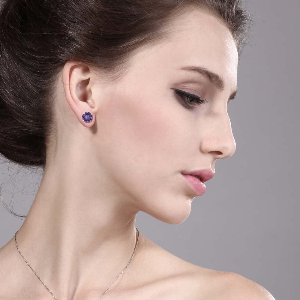 Gem Stone King 14K Yellow Gold Purple Amethyst 4-Prong Stud Earrings for Women Men (1.50 Cttw, Gemstone Birthstone, Round 6MM)