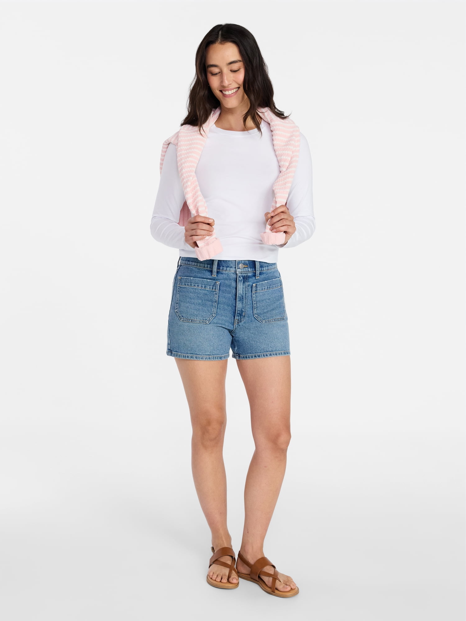 Time and Tru Women's High Rise Patch Pocket Denim Shorts, 4" Inseam, Sizes 0-20