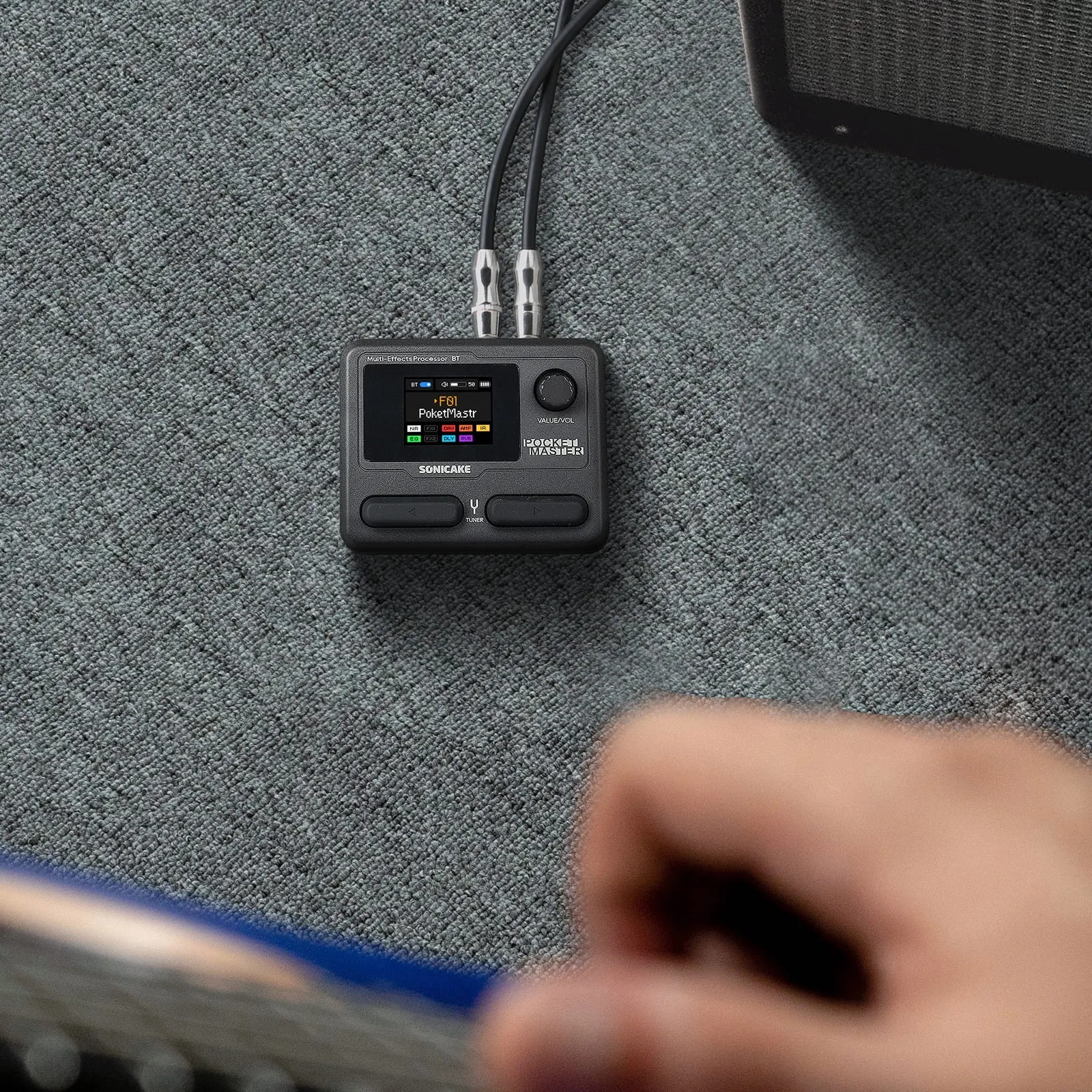 SONICAKE Pocket Master All-in-One Portable Guitar/Bass Multi-Effects Pedal - 100+ Effects, Amp & IR Cabinets, APP Control, Rechargeable, Color Screen, USB Audio Interface (Global English Version)