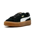 thumbnail image 5 of PUMA Suede Platform - Zapatillas de caña baja de dos capas de piel de vacuno con diseño de bizcocho, color negro, versión simplificada, 5 of 5