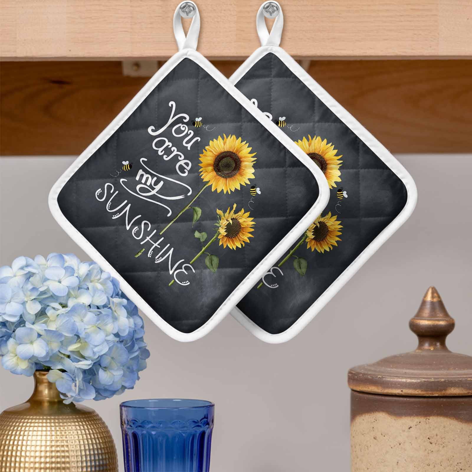 Sunflowers Pot Holders for Kitchen Heatproof Potholder, 4 Pack Classic Bee You Are My Sunshine Black Hot Pads Multipurpose Oven Pads Cloth Potholders Trivet for Cooking and Baking