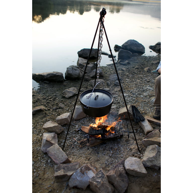 Lodge Trivet 8-9-10. Perfect for your Lodge Dutch Oven! – Cast & Clara Bell