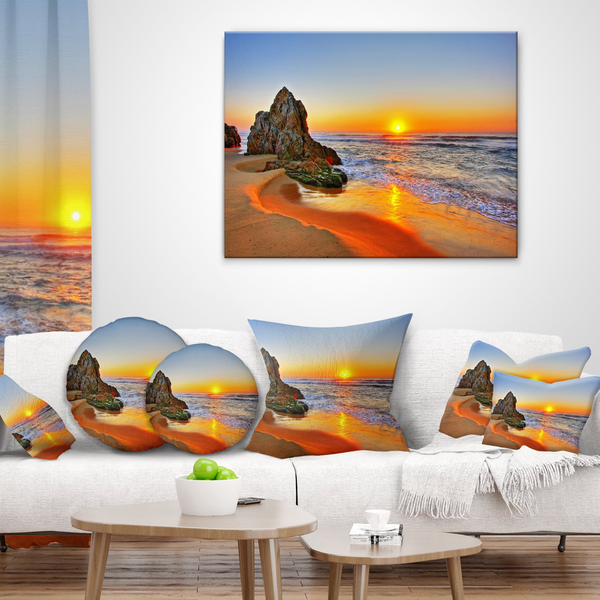 Designart Beautiful Sunrise by Beach in Tathra - Seashore Throw Pillow - 16x16