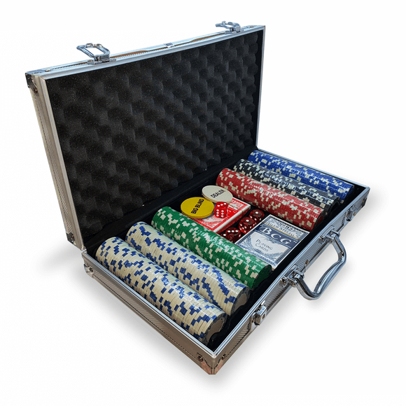Maletín de 300 fichas de Poker Diversiones Bago con 2 Barajas y dados
