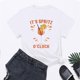 thumbnail image 3 of Camisa Casual de Manga Corta con Cuello en V con Diseño de Cóctel Humorístico para Fiestas, Vacaciones Y Uso Diario, 3 of 5