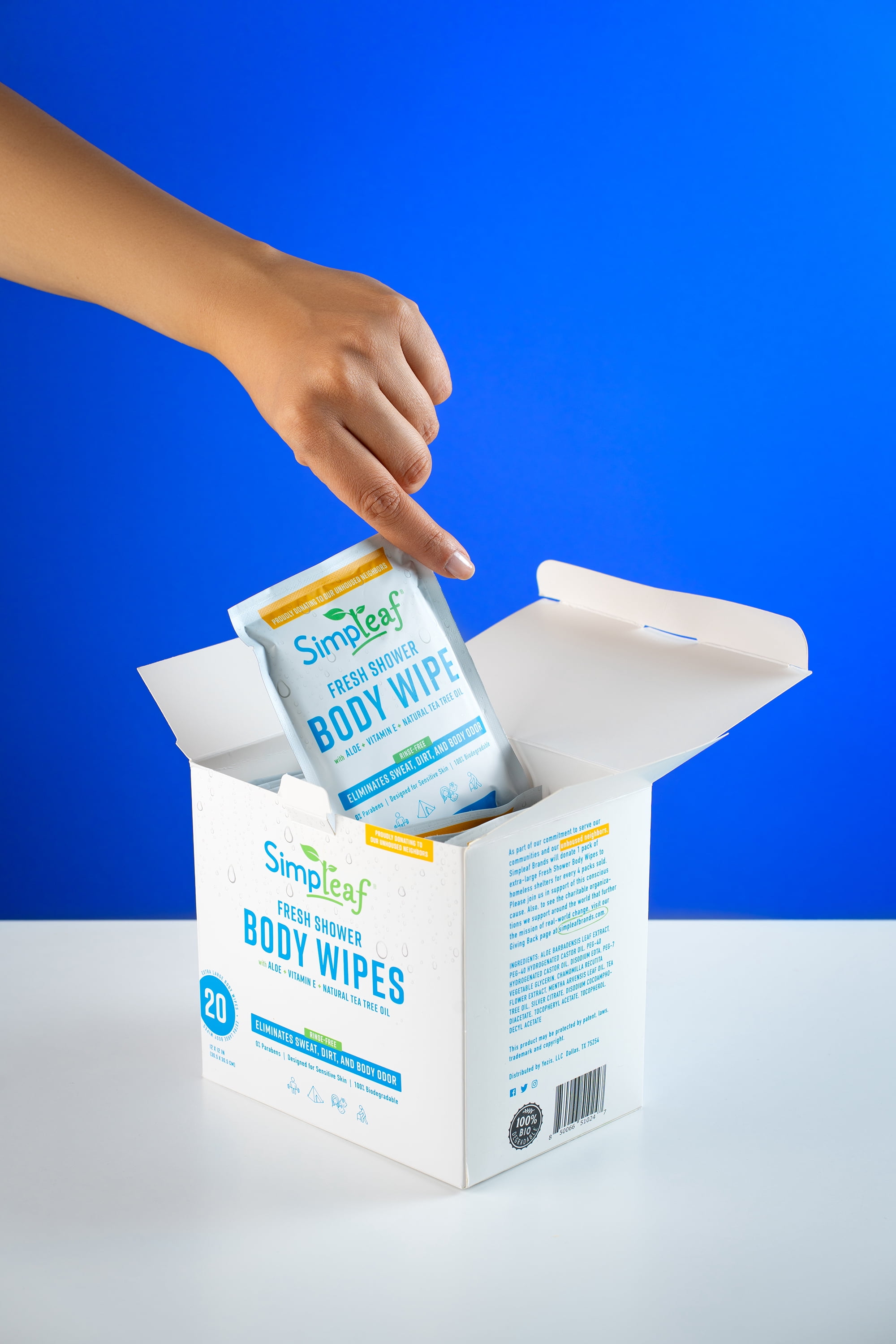 Simpleaf Body Shower Wipes | Extra Large Individually Packed Wipes | Eco- Friendly, Paraben & Alcohol Free | Hypoallergenic & Safe for Sensitive Skin | Vitamin E Infused | 20 Count