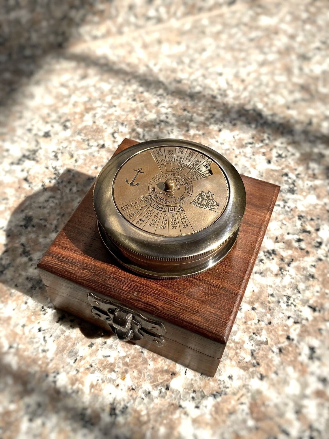 Handmade Brass Compass & 100-Year Calendar with Wooden Box – Nautical Desk Decor