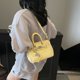 thumbnail image 2 of Bolso de mano de alta gama de estilo coreano para mujer, nuevo estilo 2025, moderno y versátil bolso de hombro tipo mensajero para desplazamientos diarios., 2 of 5