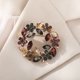thumbnail image 4 of Broche de cristal con diamantes de imitación Vintage para mujer, broche de flores para ropa, accesorios para bolso, banquete de boda para mujer elegante y Chica, 4 of 5
