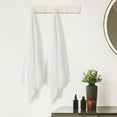thumbnail image 4 of Juego de 2 toallas de baño de algodón REGALWOVEN, suaves, altamente absorbentes y de secado rápido para baño, gimnasio, SPA, yoga, blancas 28' x 56', 4 of 7