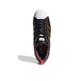 thumbnail image 5 of Zapatillas de tabla ASAdidas Superstar CNY de corte bajo, cómodas y resistentes para deportes al aire libre, para mujer, en negro, dorado y rojo., 5 of 5