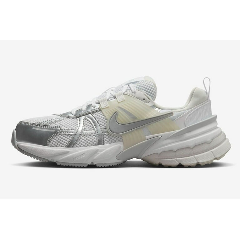 【NIKE】V2K RUN ※25cm Nike V2K Run Women's Shoes. Nike.com