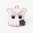 thumbnail image 1 of Rhinestone Pearls Shoe Charms perfume de belleza Sneaker Charms Girl Gift Zapato decoración DIY Cordones Hebillas zapatos accesoriosFrancia Gao Jinjia LED, 1 of 2