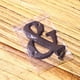 thumbnail image 2 of Buzón de hierro fundido de 3 pulgadas con tornillos, estilo antiguo, estilo rústico, letra R, 2 of 8