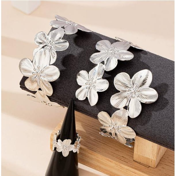 BRIGHTFUFU Juego de pulseras y brazaletes bohemios florales abiertos para la parte superior del brazo, con diseño de flores geométricas irregulares, apilables, para uso diario y ocasiones especiales.
