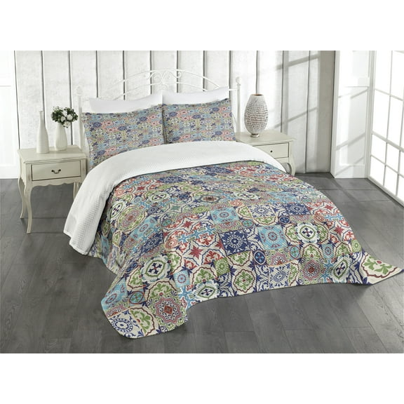 Ambesonne Moroccan Quilted Bedspread Set 3 Pcs, Complex Floral Design, King Size, Multicolor