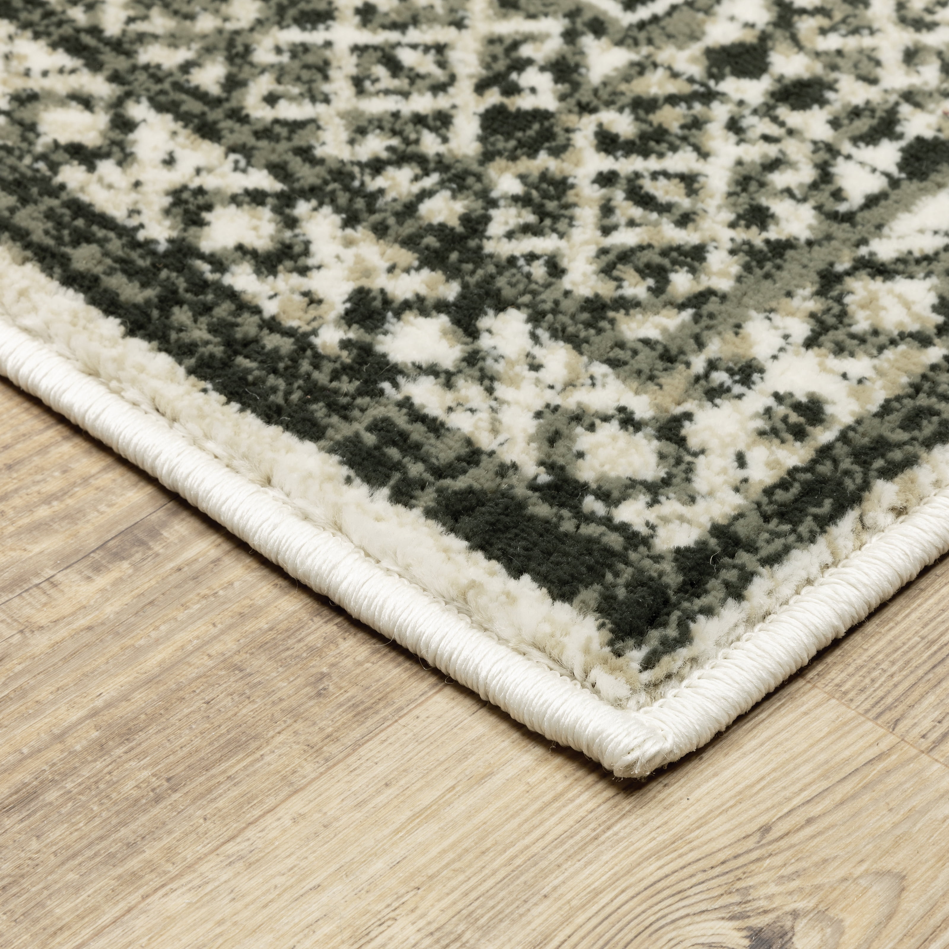 Avalon Home Gracie Traditional Medallion Area Rug, 7'10" X 10', Ivory/ Gray