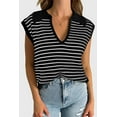 thumbnail image 1 of FOLUNSI Débardeur Rayé Vibrant - Chandail Chic Noir et Blanc pour Femmes, 1 of 8