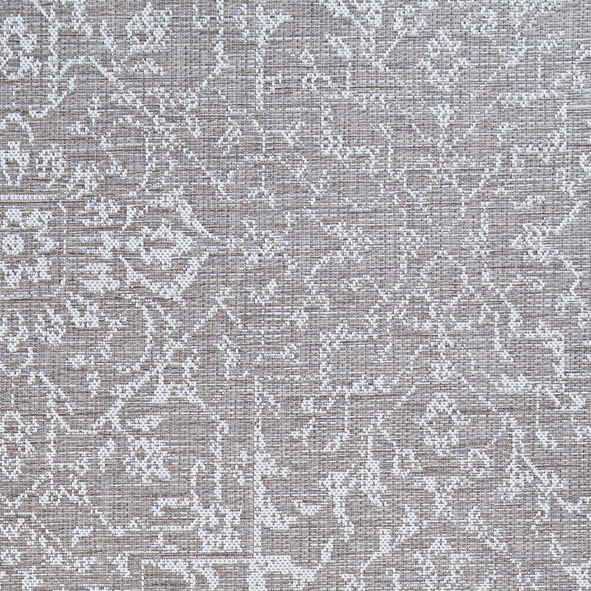3.75' x 5.5' Beige and Ivory Rectangular Area Throw Rug
