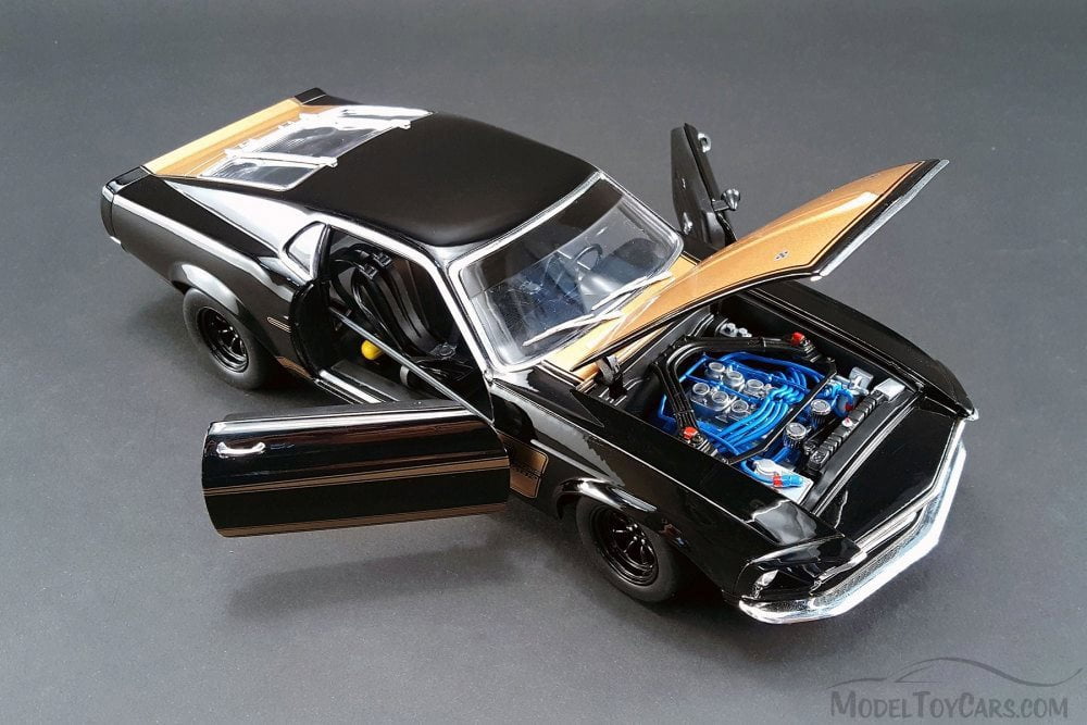 1969 Ford Trans Am Mustang Boss 302 Smokey Yunick, Black w/ Orange - Acme  1801816 - 1/18 Scale Diecast Model Toy Car