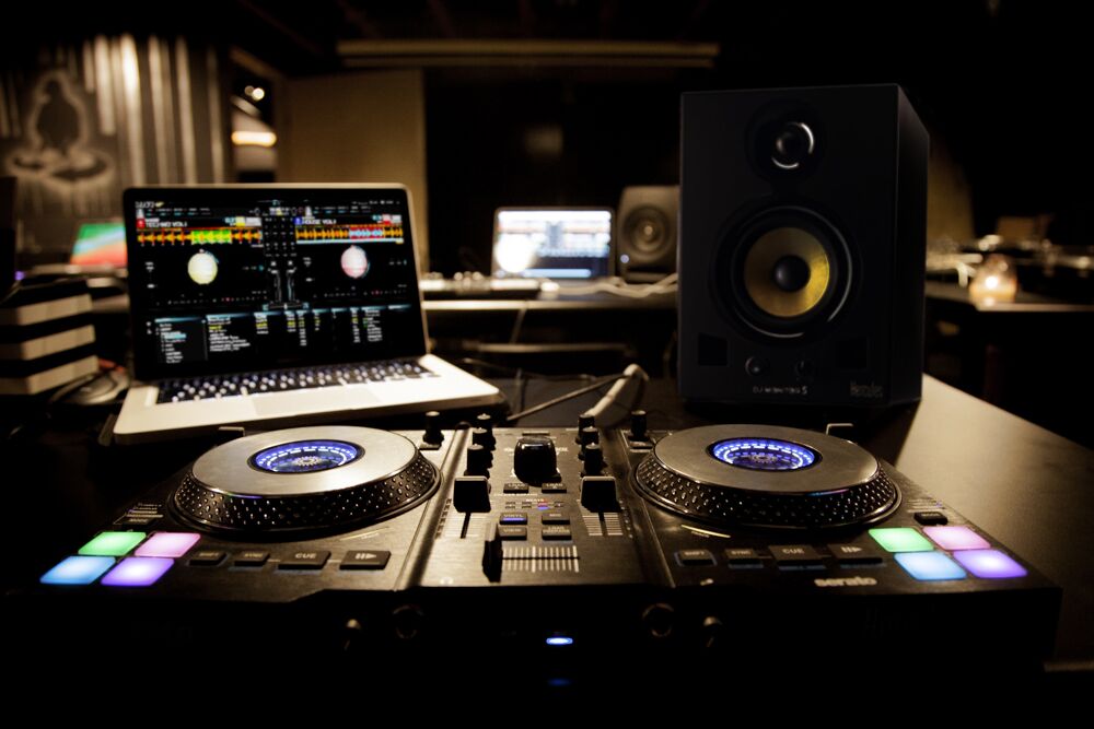 Hercules DJControl Jogvision DJ Software Controller