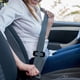 thumbnail image 5 of Clip para cinturón de seguridad de coche, 2 unidades, hebilla metálica de 7 cm, accesorio universal para embarazadas y niños (negro), 5 of 5
